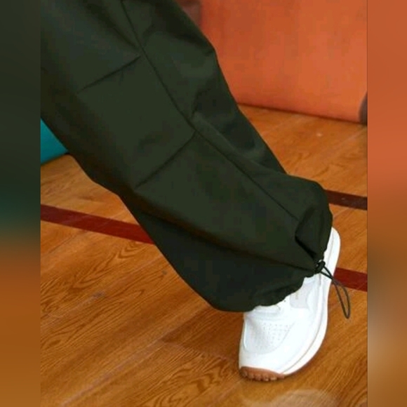 Drawstrings Waist Pocket Pants - Picture 6 of 8